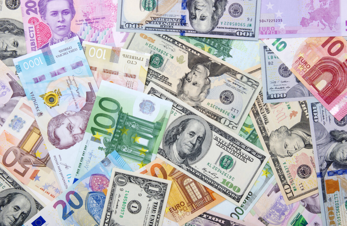 Țara care vrea să revină la propria sa monedă după 35 de ani. Care este motivul