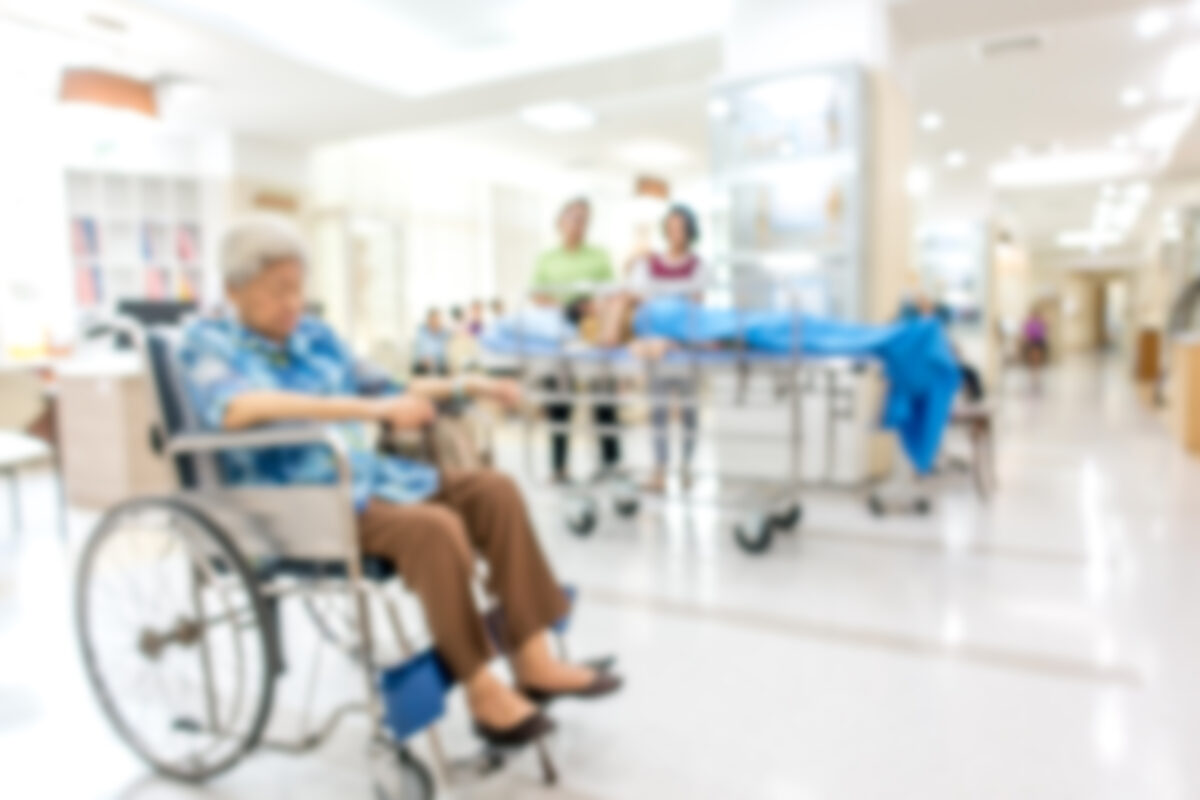 O infirmieră din Slatina, agresată de o pacientă de 63 de ani. Femeia a încercat să plece din spital