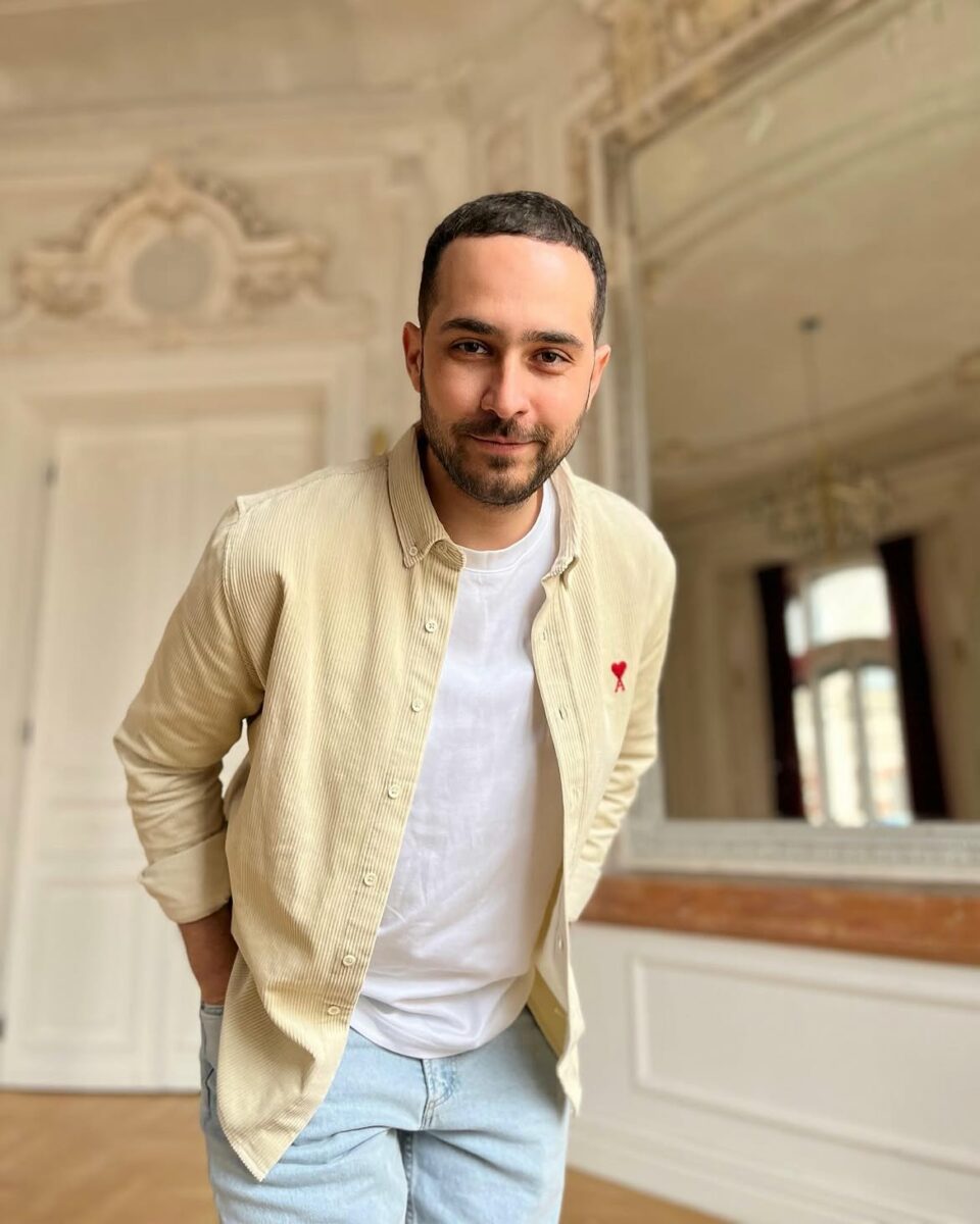 Ce a făcut Edmond Niculușcă la 3 săptămâni după scandalul „Merdeneaua”. Patronul de la „Mița Biciclista” a ieșit în stradă