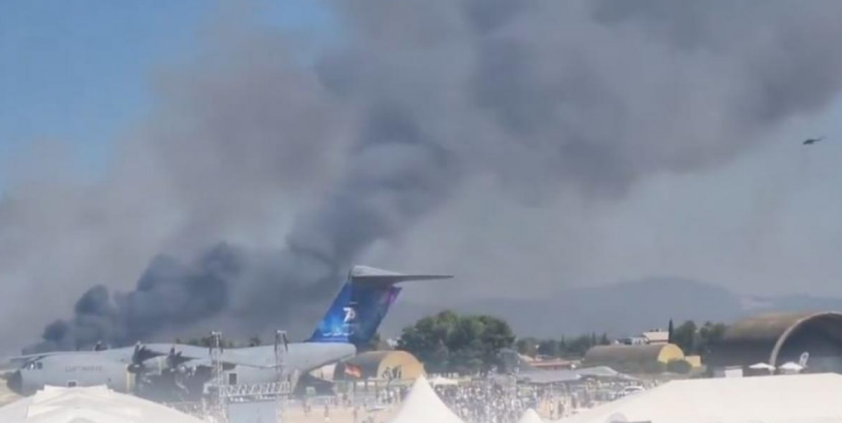 Avion militar, prăbușit în Grecia. Tragedia a avut loc în timpul unui show aerian