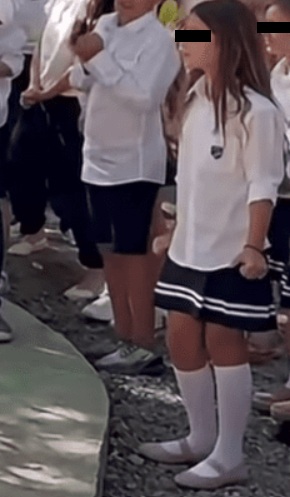 Fiica Elenei Udrea în prima zi de școală/ sursa foto: social media
