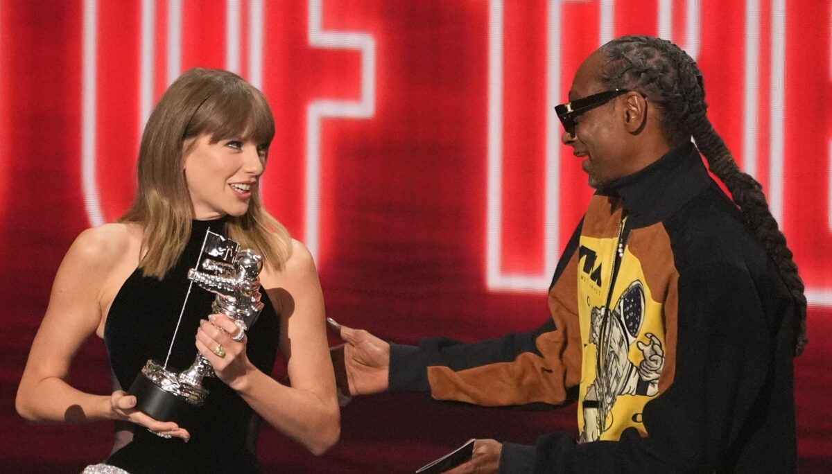 MTV VMAs 2026 | Madonna a dominat gala, iar Taylor Swift a primit marele premiu al serii. Lista completă a câștigătorilor