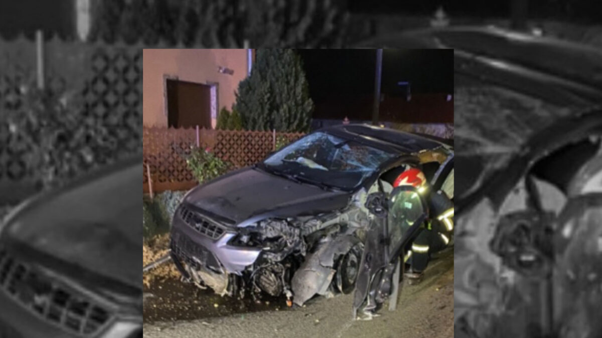 Imagine Stire Cum s-a produs accidentul rutier din Bihor. Șoferul, un tânăr de 19 ani, este în stare critică | 2review.ro