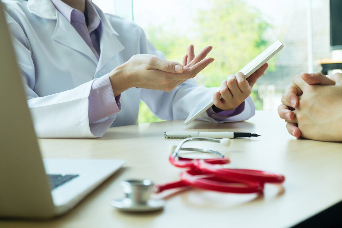Concediul medical poate dura mai mult de o lună! Cine poate prelungi certificatul și în ce condiții