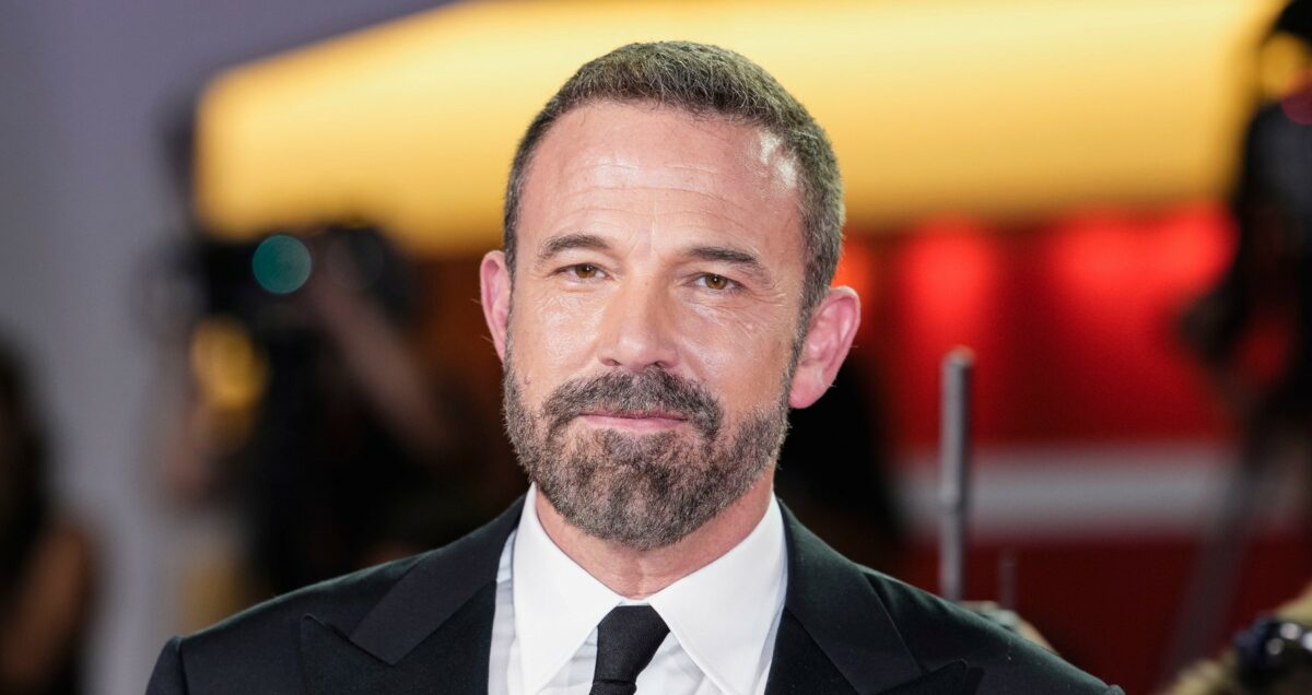 Ben Affleck a vorbit pentru prima dată despre moartea părinților săi. I-a pierdut la doar două luni distanță