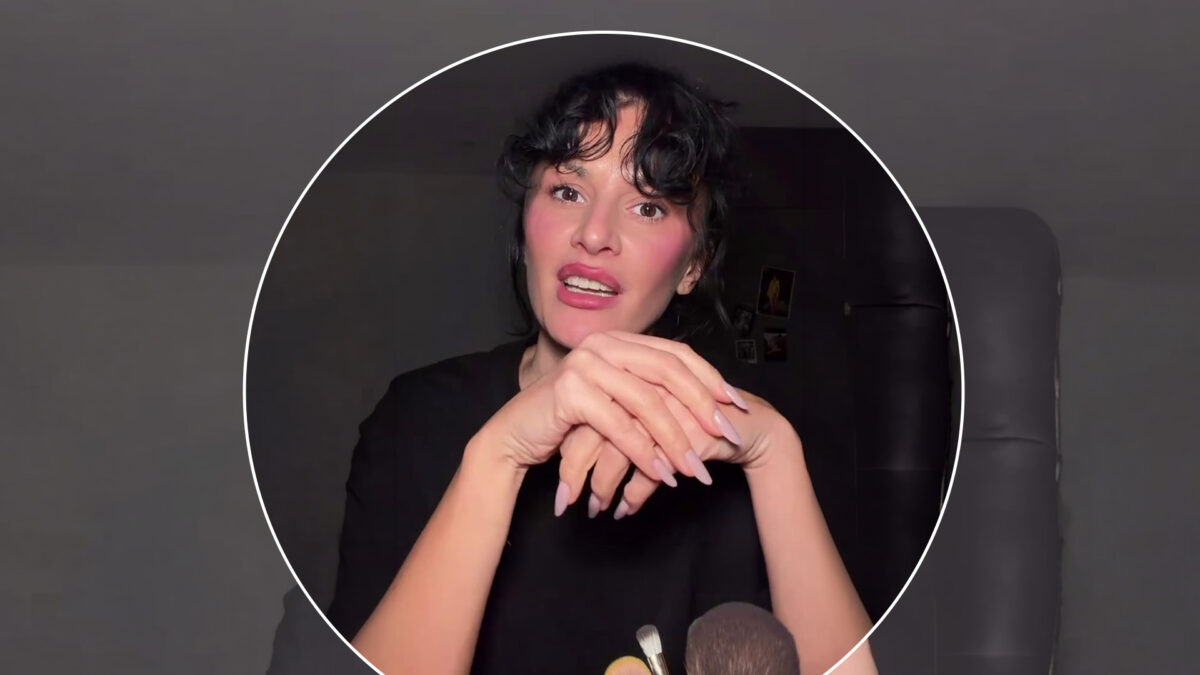 Imagine Stire Imaginile care au stârnit controverse. Rux și Opulență, alături de bunica ei în pat, într-un pictorial de Halloween | 2review.ro