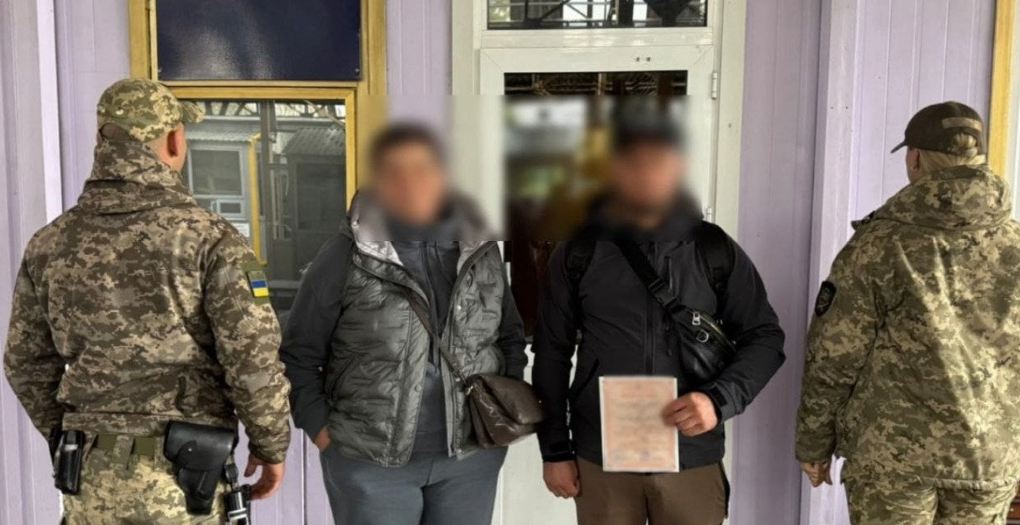 Imagine Stire Un bărbat s-a căsătorit cu viitoarea soacră dintr-un motiv bulversant. Ce a pățit după | 2review.ro